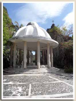 le temple en béton d'El Nido
